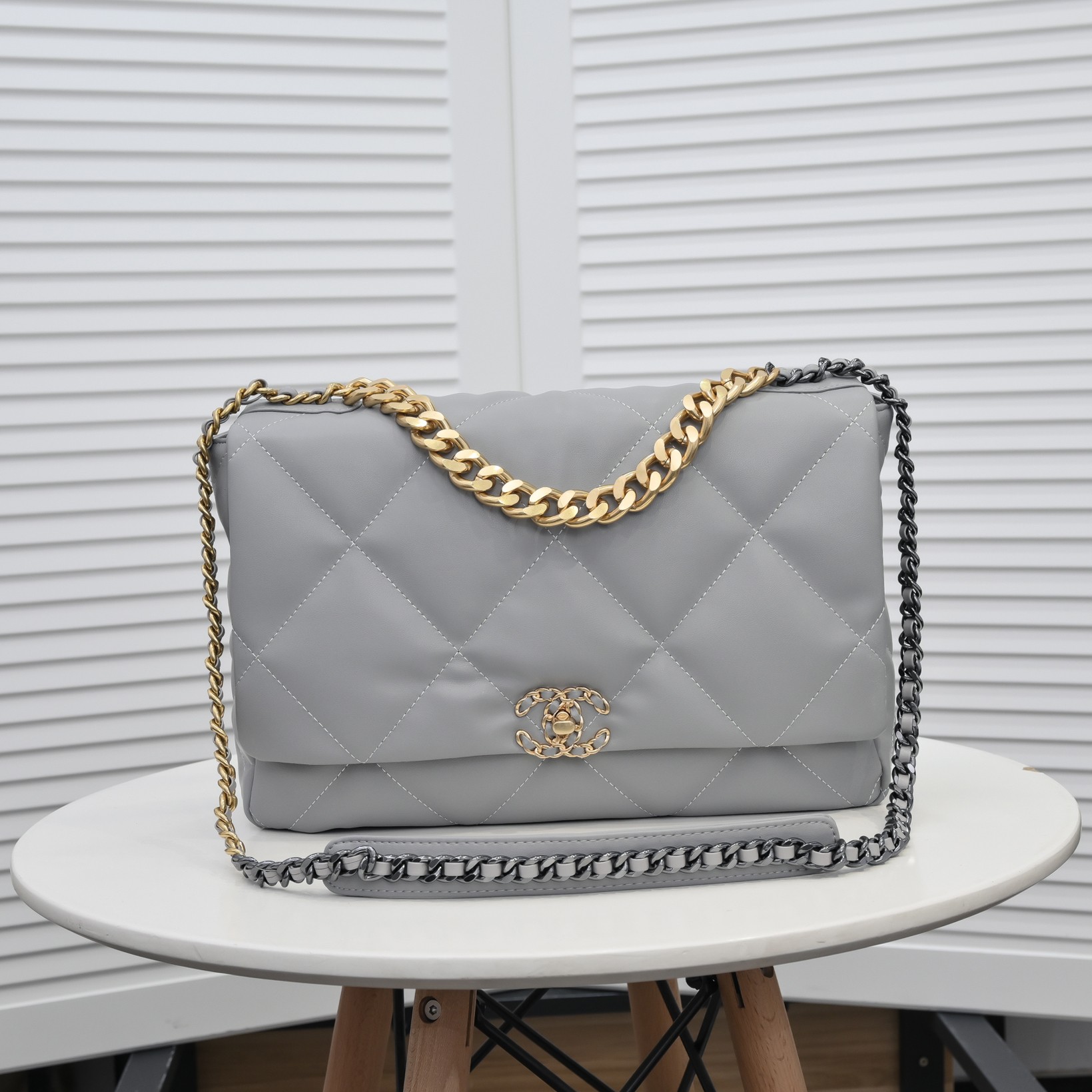 Chanel 9012 HC 002 36cm - ELEGANCE-SECRETE